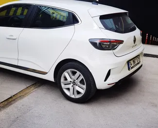 Biluthyrning av Renault Clio 5 2024 i i Turkiet, med funktioner som ✓ Bensin bränsle och 90 hästkrafter ➤ Från 52 USD per dag.