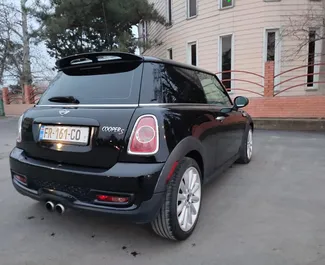 Najem Mini Cooper S. Avto tipa Udobje, Premium, Kabriolet za najem v v Gruziji ✓ Brez depozita ✓ Možnosti zavarovanja: TPL, SCDW, FDW, Potniki, Kraja.