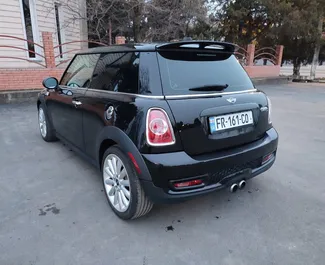 Najem avtomobila Mini Cooper S #12223 z menjalnikom Samodejno v v Tbilisiju, opremljen z motorjem 2,0L ➤ Od Lasha v v Gruziji.