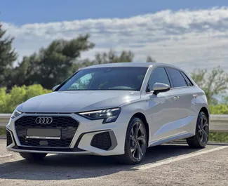 Frontvisning av en leiebil Audi A3 i Budva, Montenegro ✓ Bil #13072. ✓ Automatisk TM ✓ 0 anmeldelser.