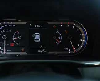 Hyundai Tucson 2022 med Firehjulsdrift-system, tilgjengelig i Tbilisi.