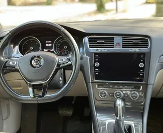 Diesel 1,6L-motoren til Volkswagen Golf 7 2019 for utleie i Rafailovici.