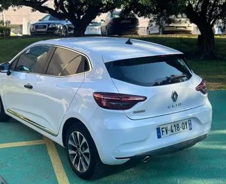Pronájem auta Renault Clio 5 2021 v Černé Hoře, s palivem Benzín a výkonem 130 koní ➤ Cena od 21 EUR za den.