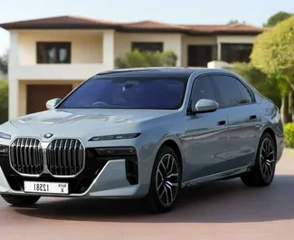 Прокат машины BMW 735i №13335 (Автомат) в Дубае, с двигателем 3,0л. Бензин ➤ Напрямую от Мохаммад в ОАЭ.