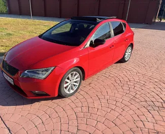SEAT Leon 2016 biludlejning i Montenegro, med ✓ Diesel brændstof og 77 hestekræfter ➤ Starter fra 40 EUR pr. dag.