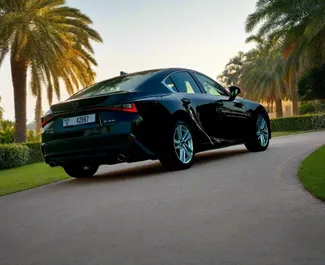 Lexus IS300 2022 διαθέσιμο για ενοικίαση στο Ντουμπάι, με όριο χιλιομέτρων απεριόριστο.