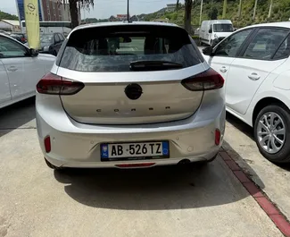 在 在阿尔巴尼亚 租赁 Opel Corsa 2024 汽车，特点包括 ✓ 使用 Petrol 燃料和 90 马力 ➤ 起价 23 EUR 每天。