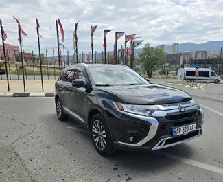 Biluthyrning Mitsubishi Outlander Xl #14059 med Automatisk i Tbilisi, utrustad med 3,0L motor ➤ Från Lasha i Georgien.