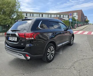 Biluthyrning av Mitsubishi Outlander Xl 2020 i i Georgien, med funktioner som ✓ Bensin bränsle och 180 hästkrafter ➤ Från 120 GEL per dag.
