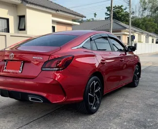 Prenájom auta MG 5/GT 2024 v v Thajsku, s vlastnosťami ✓ palivo Benzín a výkon 106 koní ➤ Od 650 THB za deň.