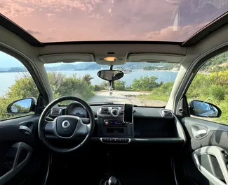 Petrol 1.0L engine of Smart Fortwo 2010 for rental in Budva.