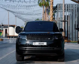 Frontvisning av en leiebil Land Rover Range Rover i Dubai, De Forente Arabiske Emirater ✓ Bil #13631. ✓ Automatisk TM ✓ 0 anmeldelser.