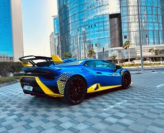 Lamborghini Huracan STO 2023 tilgjengelig for leie i Dubai, med ubegrenset kilometergrense.
