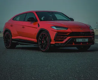 Bilutleie av Lamborghini Urus 2022 i i De Forente Arabiske Emirater, inkluderer ✓ Bensin drivstoff og 650 hestekrefter ➤ Starter fra 2260 AED per dag.