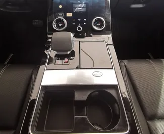 Land Rover Range Rover Velar 2023 для аренды в Дубае. Лимит пробега не ограничен.