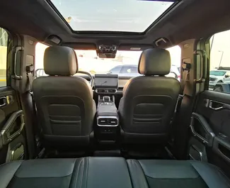 Jetour T2 2024 biludlejning i De Forenede Arabiske Emirater, med ✓ Benzin brændstof og 150 hestekræfter ➤ Starter fra 450 AED pr. dag.