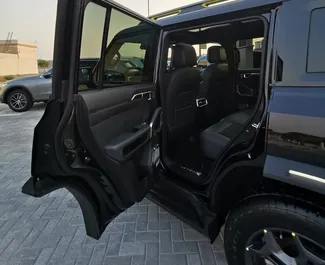 Benzin 45,0L motor af Jetour T2 2024 til udlejning i Dubai.