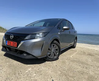 Kiralık bir Nissan Note Larnaka'da, Kıbrıs ön görünümü ✓ Araç #13651. ✓ Otomatik TM ✓ 0 yorumlar.