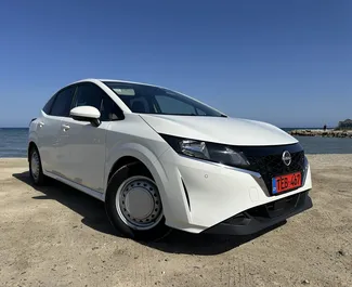 Nissan Note 2022, Larnaka'da için kiralık, sınırsız kilometre sınırı ile.