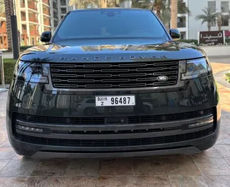 Přední pohled na pronájem Land Rover Range Rover v Dubaji, SAE ✓ Auto č. 13638. ✓ Převodovka Automatické TM ✓ Recenze 0.