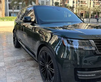 Pronájem auta Land Rover Range Rover #13638 s převodovkou Automatické v Dubaji, vybavené motorem 3,0L ➤ Od Mohammad v SAE.