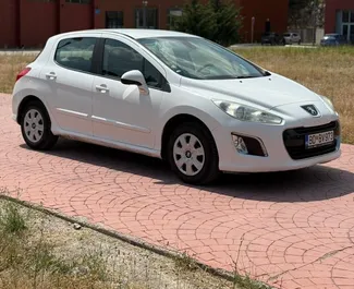 Peugeot 308 2015 automobilio nuoma Juodkalnijoje, savybės ✓ Dyzelinas degalai ir 110 arklio galios ➤ Nuo 25 EUR per dieną.