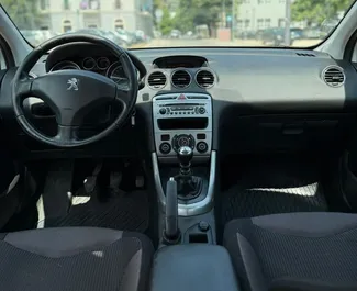 Dyzelinas 1,6L variklis Peugeot 308 2015 nuomai Budvoje.