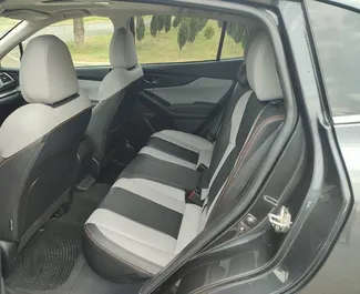 Subaru Crosstrek 内饰，在格鲁吉亚 出租。一辆优秀的 5 座位车，配备 Automatic 变速箱。