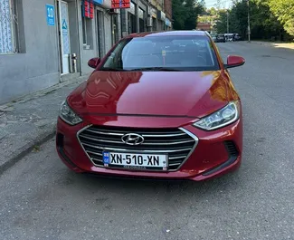 Frontvisning av en leiebil Hyundai Elantra i Kutaisi, Georgia ✓ Bil #14397. ✓ Automatisk TM ✓ 0 anmeldelser.