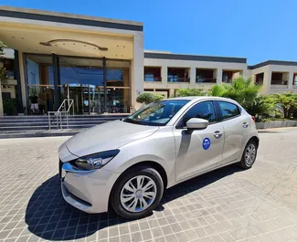 Biluthyrning Mazda 2 #9531 med Manual i Chania, utrustad med 1,5L motor ➤ Från Antaios i Grekland.
