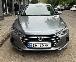 Vuokra-auton etunäkymä Hyundai Elantra Kutaisi, Georgia ✓ Auto #14398. ✓ Vaihteisto Automaattinen TM ✓ Arvostelut 0.