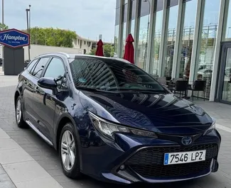 Najem avtomobila Toyota Corolla Touring Sports #14381 z menjalnikom Samodejno v v Barceloni, opremljen z motorjem 1,8L ➤ Od Sergej v v Španiji.