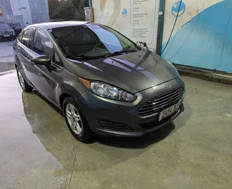 Bensin 1,6L-motoren til Ford Fiesta 2019 for utleie i Tbilisi.