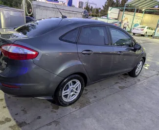 Bilutleie av Ford Fiesta 2019 i i Georgia, inkluderer ✓ Bensin drivstoff og 145 hestekrefter ➤ Starter fra 115 GEL per dag.