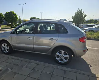 Diesel 2,0L motor af Renault Koleos 2011 til udlejning i Burgas.
