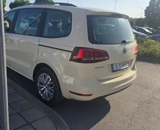 Bilutleie av Volkswagen Sharan 2022 i i Bulgaria, inkluderer ✓ Diesel drivstoff og 150 hestekrefter ➤ Starter fra 20 EUR per dag.