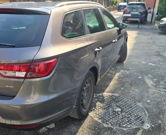 SEAT Leon ST 2017 automobilio nuoma Bulgarijoje, savybės ✓ Dyzelinas degalai ir 110 arklio galios ➤ Nuo 14 EUR per dieną.
