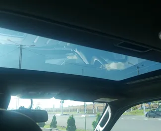 Framvy av en hyrbil Ford Escape i Tbilisi, Georgien ✓ Bil #14530. ✓ Växellåda Automatisk TM ✓ 0 recensioner.