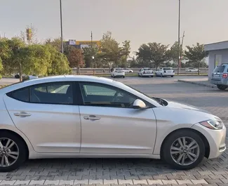 Ενοικίαση Hyundai Elantra. Αυτοκίνητο Άνεση, Πρίμιουμ προς ενοικίαση στη Γεωργία ✓ Χωρίς κατάθεση ✓ Επιλογές ασφάλισης: TPL, CDW.