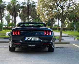 Ford Mustang Cabrio 2019 galimas nuomai Batumyje, su 200 km/dieną kilometrų apribojimu.
