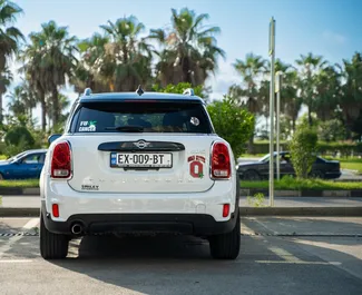 Mini Countryman Cooper 2020 vuokrattavissa Batumissa, 300 km/päivä kilometrin rajalla.
