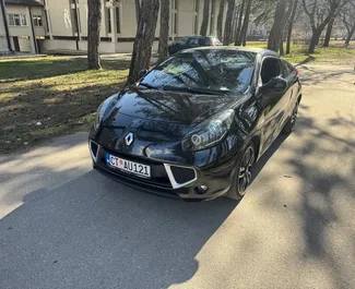 Benzin 1,2L motor a Renault Wind Cabrio 2014 modellhez bérlésre Budva városában.