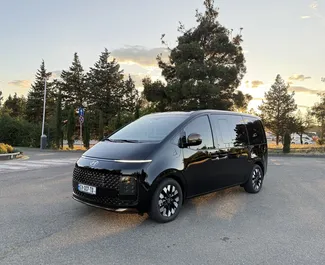 A bérelt Hyundai Staria előnézete Tbilisziben, Georgia ✓ Autó #14446. ✓ Automatikus TM ✓ 0 értékelések.