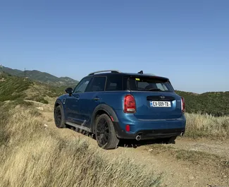 تأجير سيارة Mini Countryman Cooper S رقم 14445 بناقل حركة أوتوماتيكي في في تبليسي، مجهزة بمحرك 2,0 لتر ➤ من يوجيني في في جورجيا.