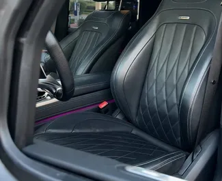 Motor Benzín 4,4L Mercedes-Benz G63 AMG 2023 k pronájmu v Dubaji.