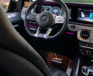 Pronájem auta Mercedes-Benz G63 AMG 2023 v SAE, s palivem Benzín a výkonem 570 koní ➤ Cena od 1200 AED za den.