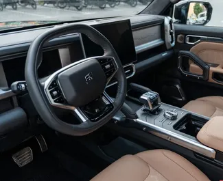 Uthyrning av Jetour T2. Premium, SUV bil för uthyrning i Förenade Arabemiraten ✓ Utan deposition ✓ Försäkringsalternativ: TPL.