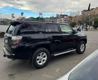 Toyota 4 Runner 租赁。在 在格鲁吉亚 出租的 舒适性, SUV 汽车 ✓ Without Deposit ✓ 提供 TPL, FDW, Theft, No Deposit 保险选项。