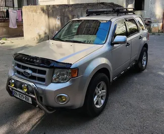 Framvy av en hyrbil Ford Escape i Tbilisi, Georgien ✓ Bil #4459. ✓ Växellåda Automatisk TM ✓ 0 recensioner.