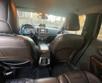 Κινητήρας Βενζίνη 3,2L του Jeep Cherokee 2016 για ενοικίαση στην Τιφλίδα.
